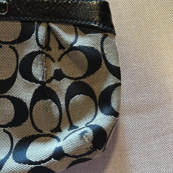 Black & Gray Coach Wristlet - Picture 6 of 9